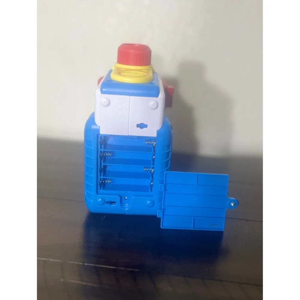 Little Tikes Story Dream Machine Projector with 3 Little Golden Book Cartridges